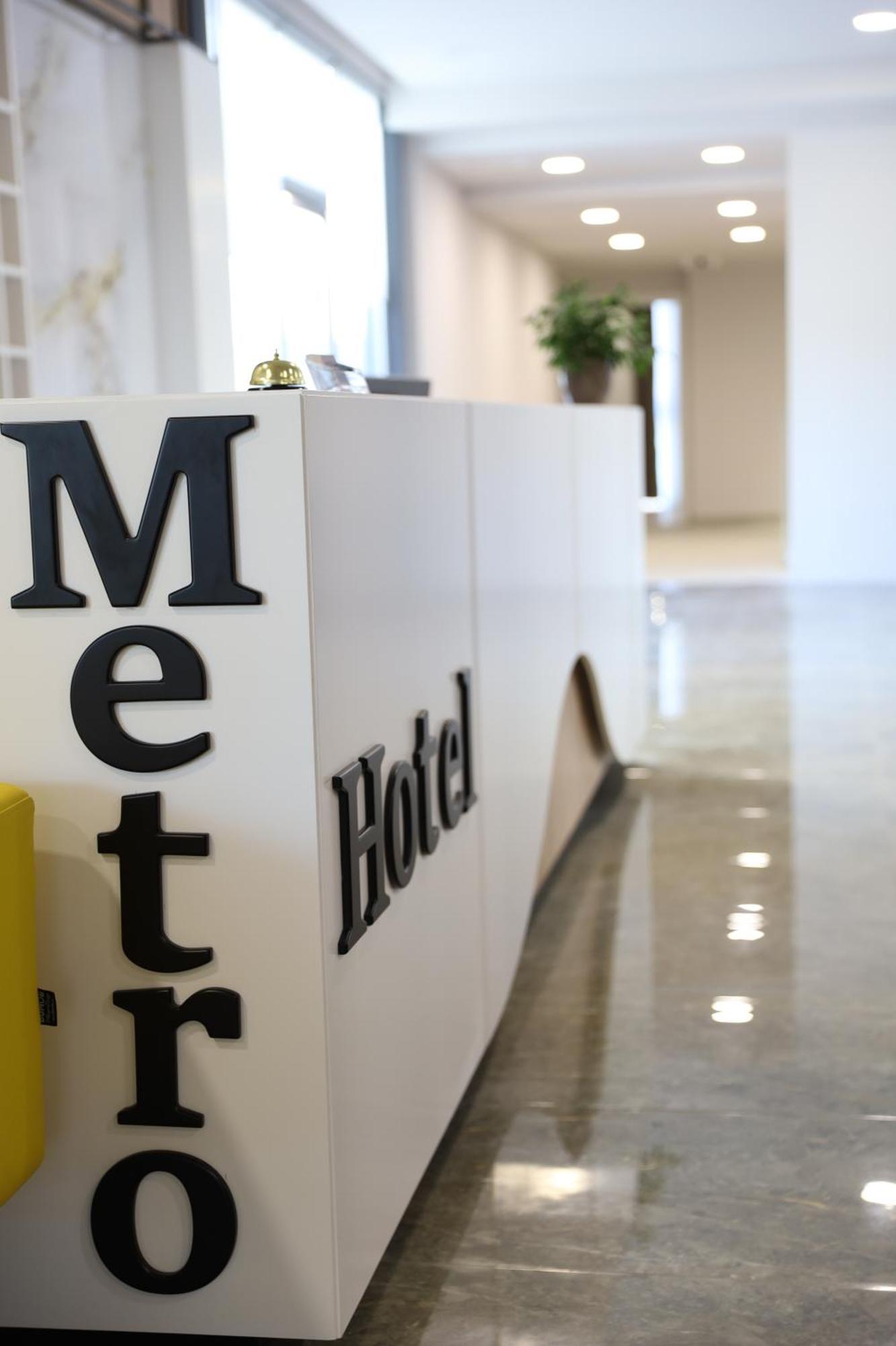 Metro Hotel Terminal تيرانا المظهر الخارجي الصورة